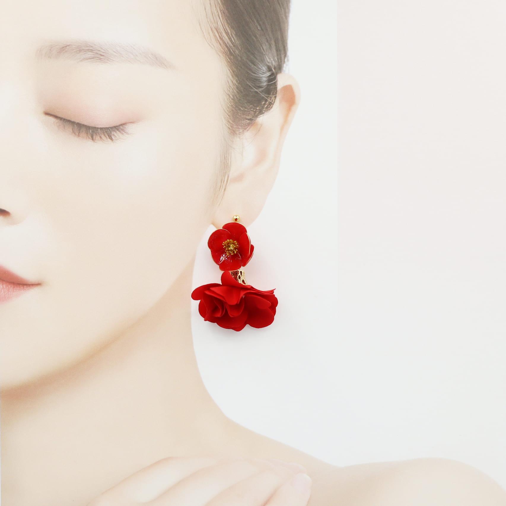 椿ピアス | 3枚目